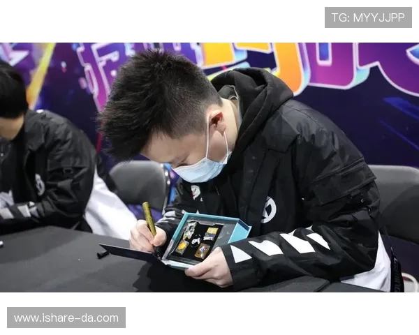 赵芳专访:从新手到职业选手的CSGO成长之路与心路历程分享