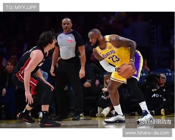 2016年NBA季后赛快船与雷霆激战回顾精彩瞬间与关键时刻解析